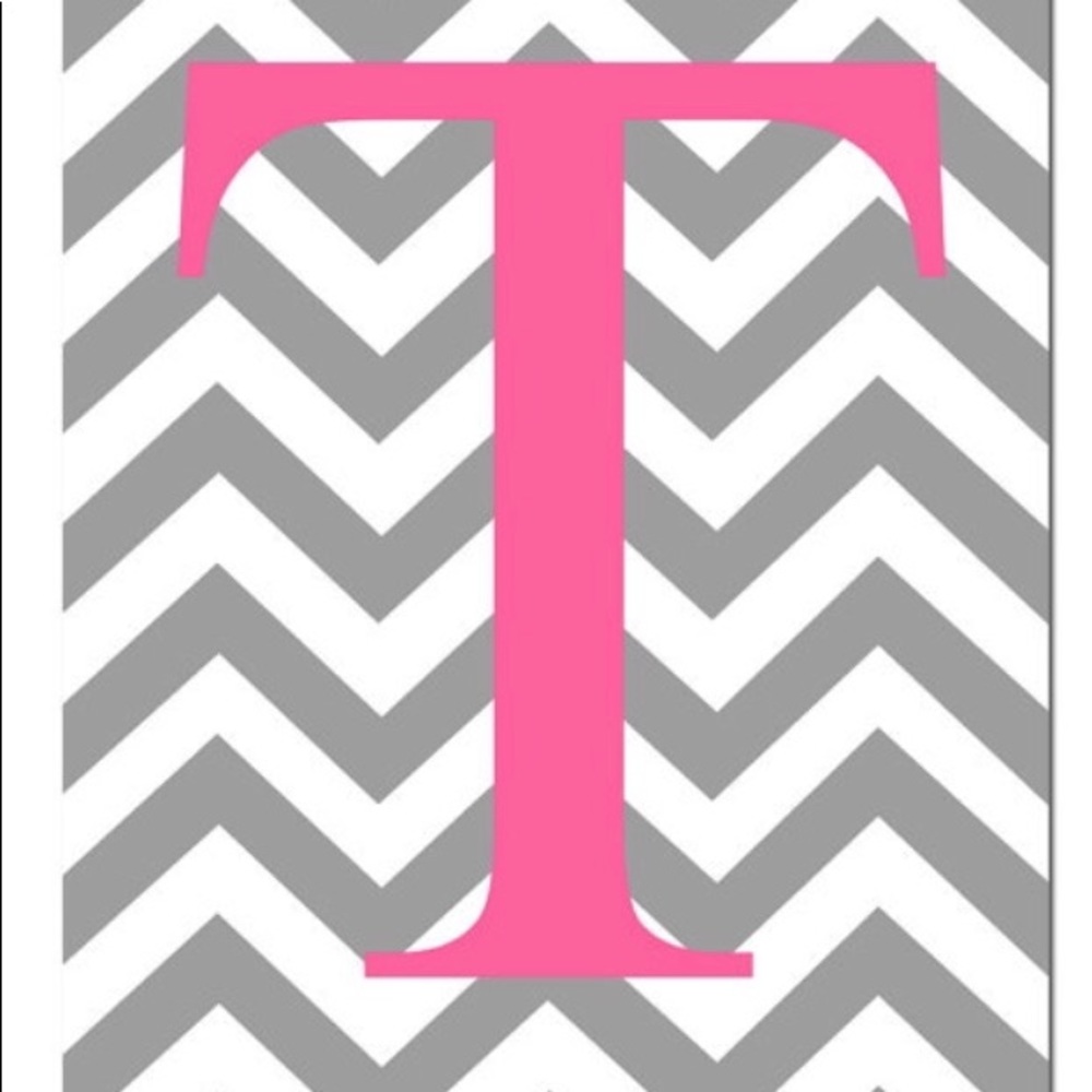 Meet your posher, Tiffany